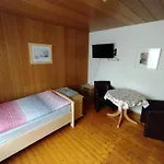 Christa Im Gaestehaus Westfalen Fuer Geschaeftsreisende Und Monteure *